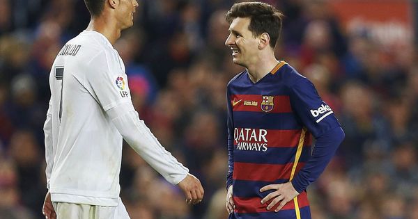 Foto: Messi y Cristiano no se verán las caras hasta agosto en la Supercopa de España. (EFE)