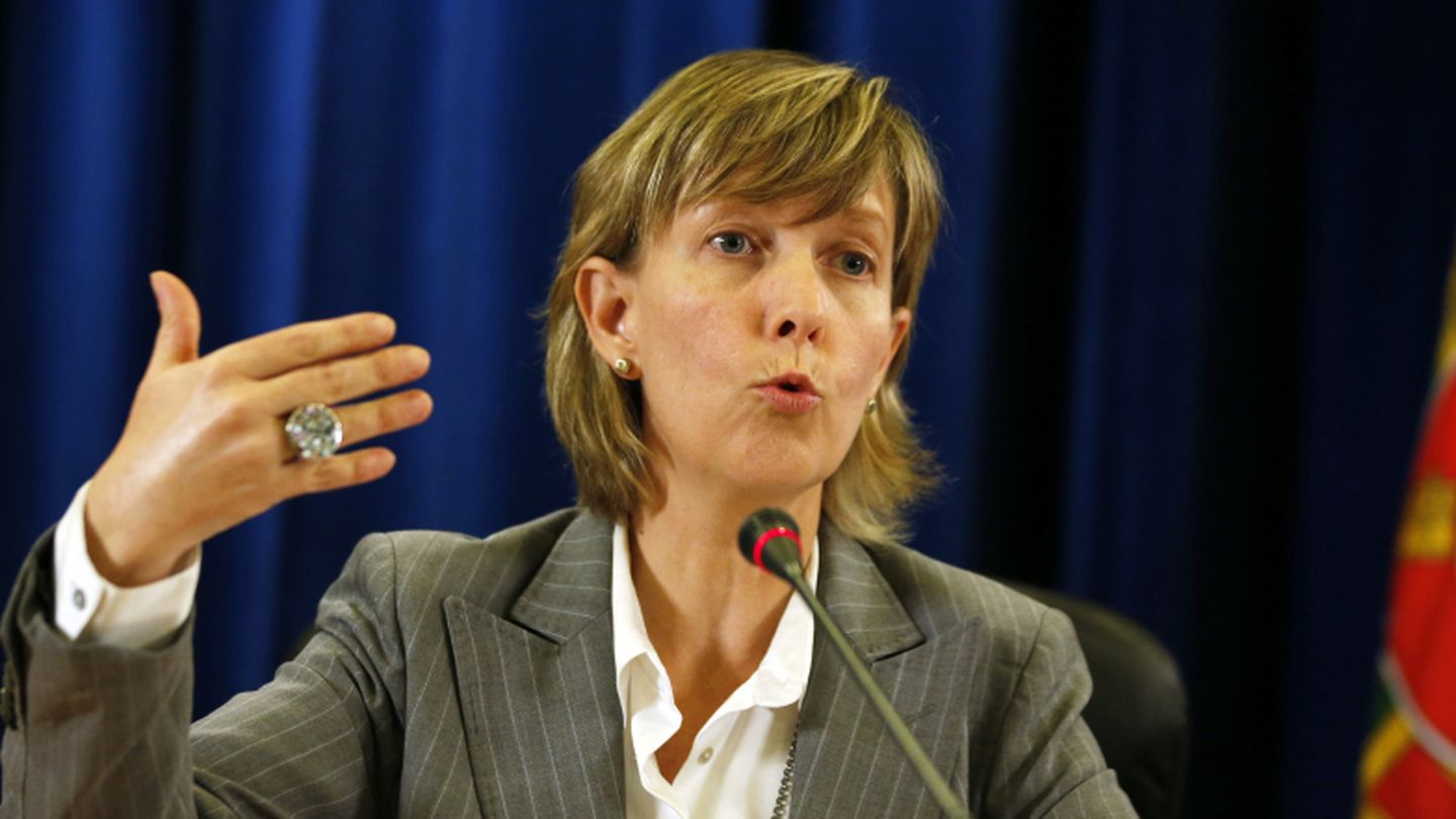 La actual ministra de Finanzas lusa, María Luis Albuquerque, en rueda de prensa (Reuters).