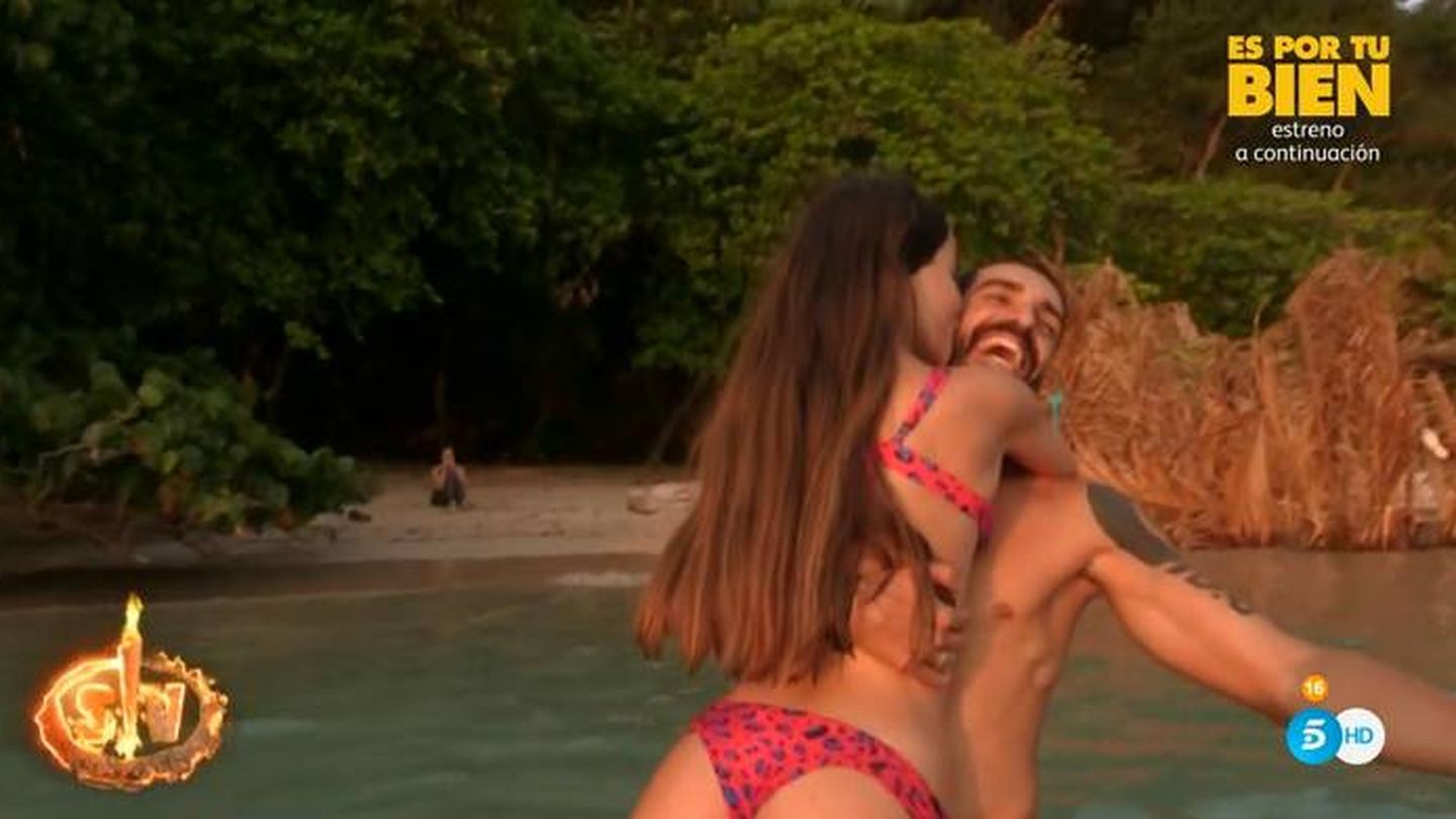 Violeta y Fabio, en 'Supervivientes 2019'. (Telecinco)