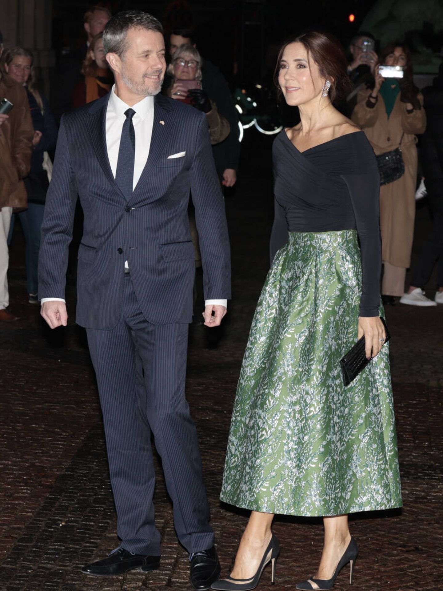 Federico y Mary de Dinamarca entrando a la cena de devolución con los Reyes de España. (Gtres/Jesús Briones)