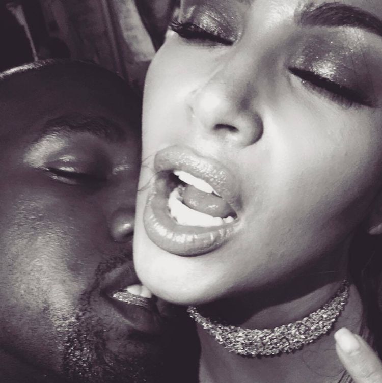 Kim Kardashian y Kanye West protagonizaron estas escenas subidas de tono. (Gtres)
