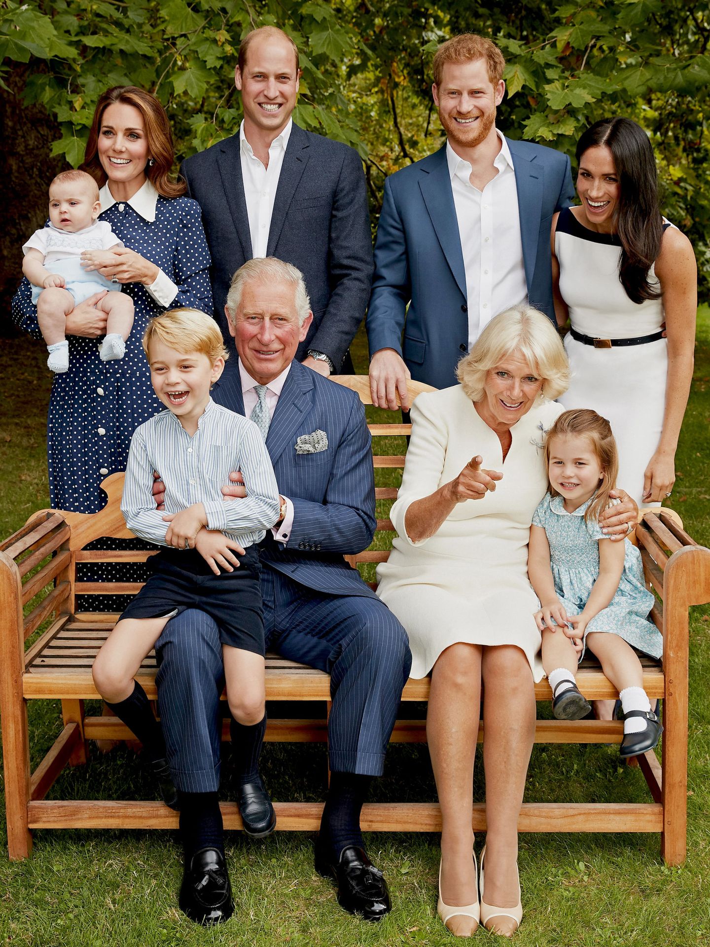 El príncipe Carlos, con su mujer, sus hijos, sus nueras y parte de sus nietos. (Clarence House)