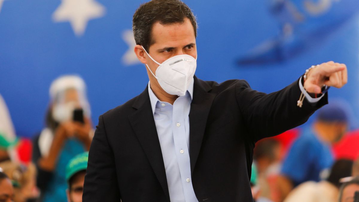 Juan Guaidó anuncia que ha dado positivo por coronavirus