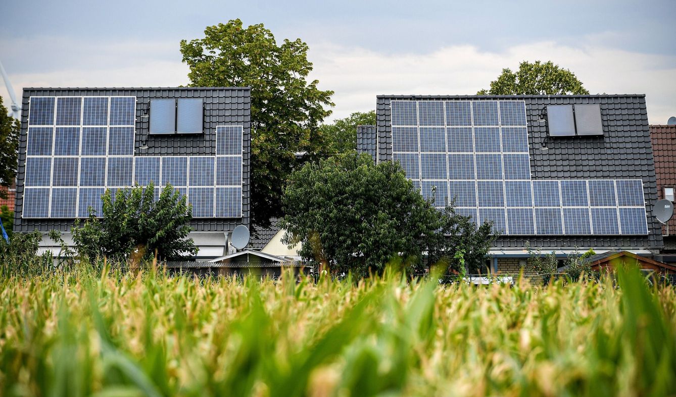 Paneles solares para el autoconsumo eléctrico en Alemania. (EFE/S. Steinbach)