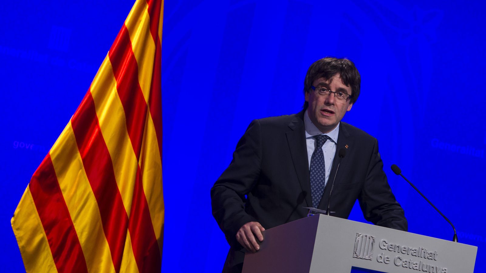 Foto: El presidente de la Generalitat de Catalunya, Carles Puigdemont, durante una rueda de prensa. (EFE)