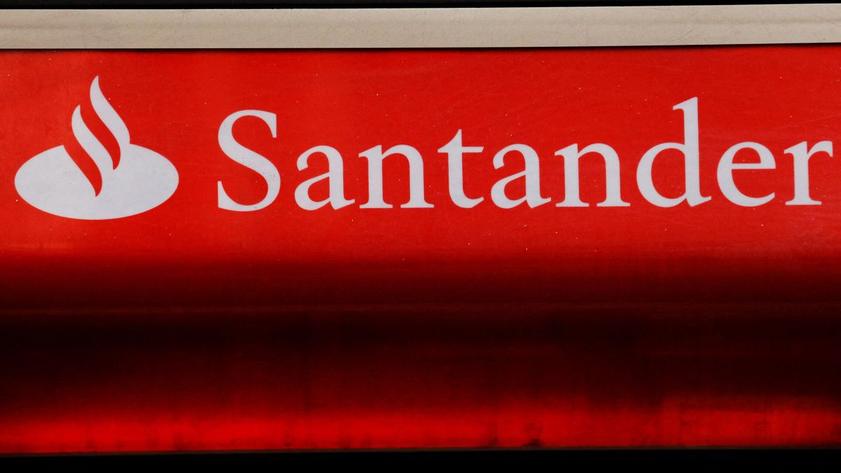 Desestimada la demanda de UniversalPay contra Santander de 1.050 millones de euros
