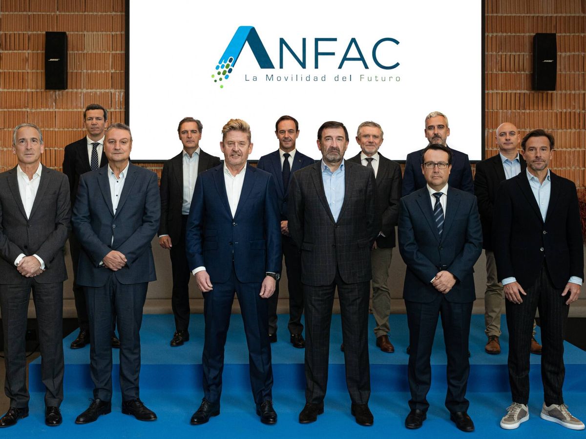 Foto: Algunos de los dirigentes del sector en España junto a Wayne Griffiths, presidente de Anfac. (Anfac)