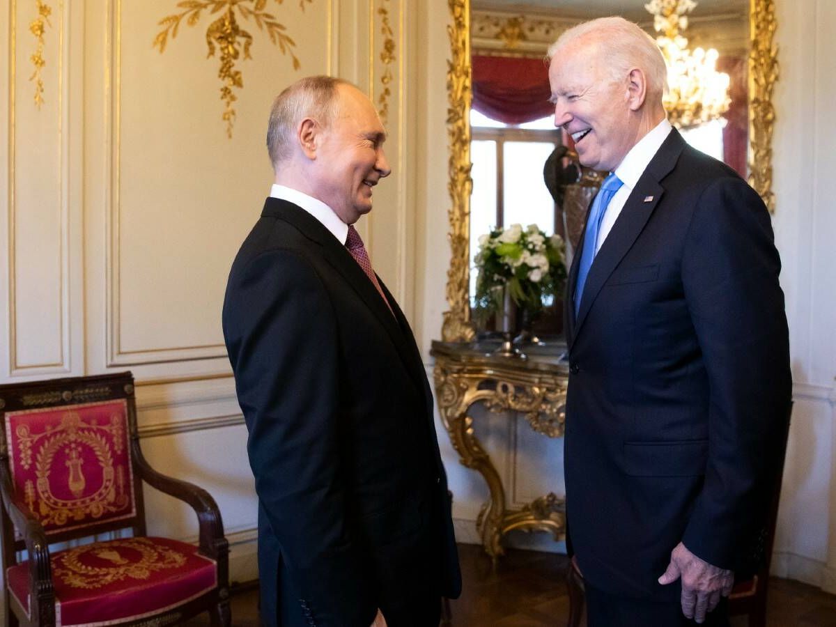 Foto: El presidente de Rusia, Vladímir Putin, y el de Estados Unidos, Joe Biden, se reúnen durante la cumbre entre Estados Unidos y Rusia de junio de 2021 en Ginebra, Suiza. (Getty/Peter Klaunzer)