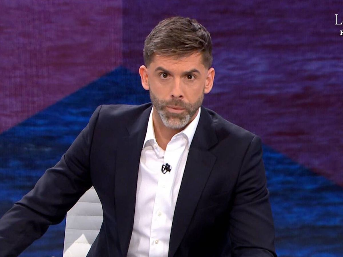 Foto: José Yélamo, presentador de 'La Sexta Xplica'. (Atresmedia Televisión)