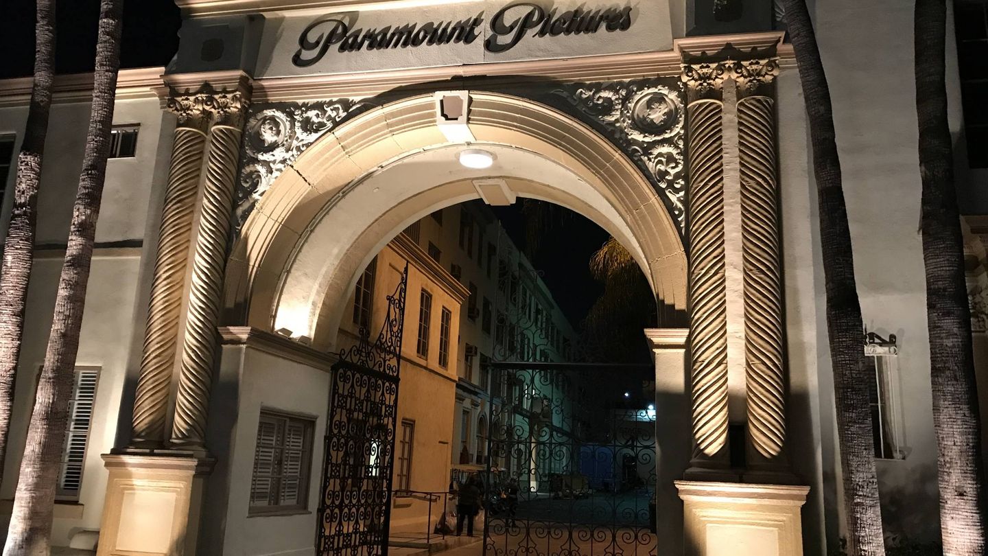 Puerta interior (y clásica) de Paramount Studios. (J.Madrid)