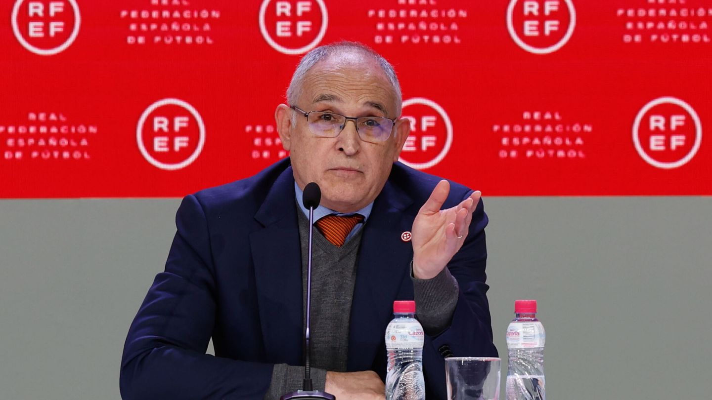 El secretario general de la RFEF, Andreu Camps. (EFE/J.J. Guillén)