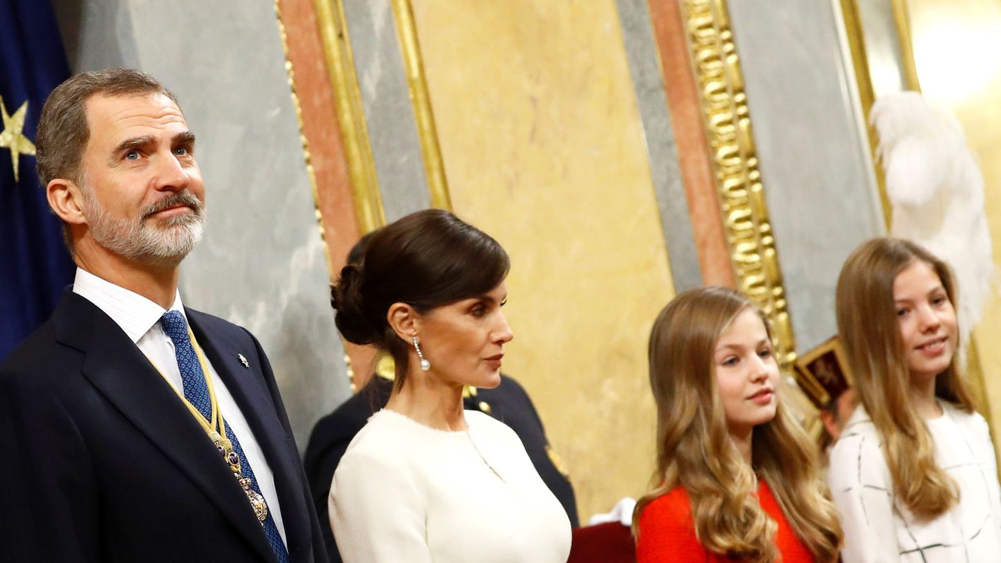 Los Reyes, en el interior del Congreso. (Reuters)