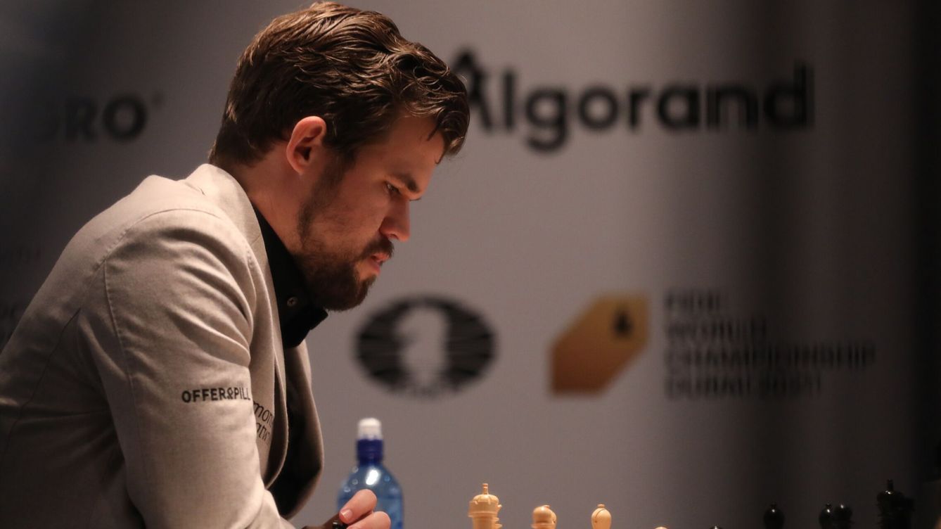 Foto:  Magnus Carlsen. (EFE/EPA/Ali Haider)