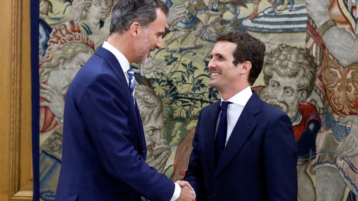 Felipe VI recibe a Pablo Casado como nuevo líder del Partido Popular