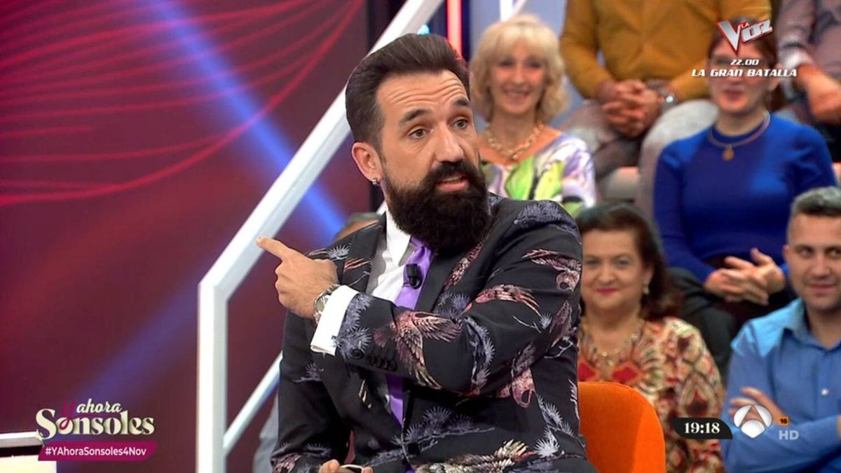 Miguel Lago 'se rebela' contra Sonsoles Ónega (Antena 3) con ayuda de la directora: "Es una provocación"