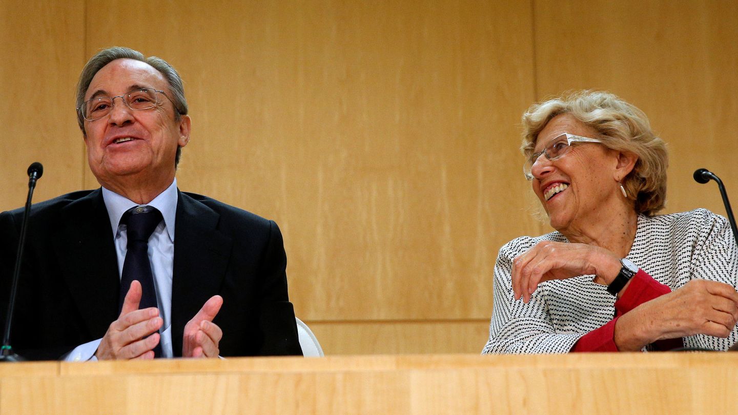 Florentino Pérez y Manuela Carmena, en una comparecencia conjunta. (Reuters)