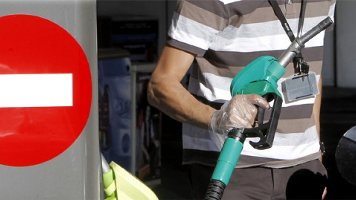 El precio de los carburantes subió una media del 8% en 2012