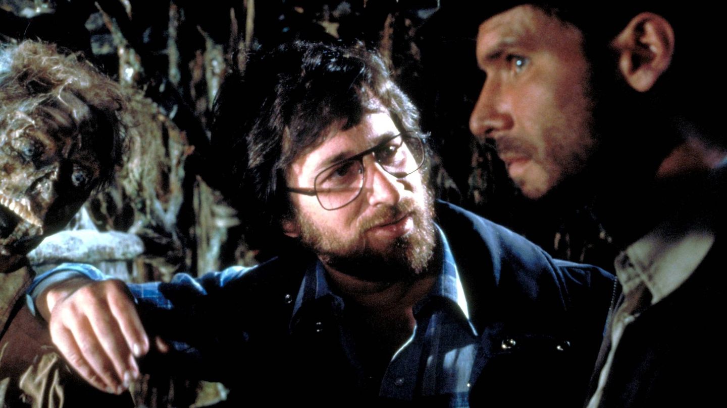 Harrison Ford y Steven Spielberg, en el rodaje de la saga de Indiana Jones.(CP)