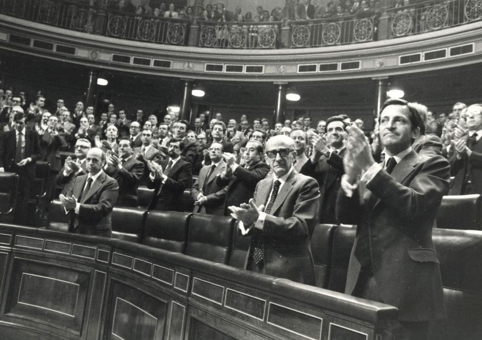 Foto: El Congreso de los Diputados aprueba la Constitución en 1978. (EFE)