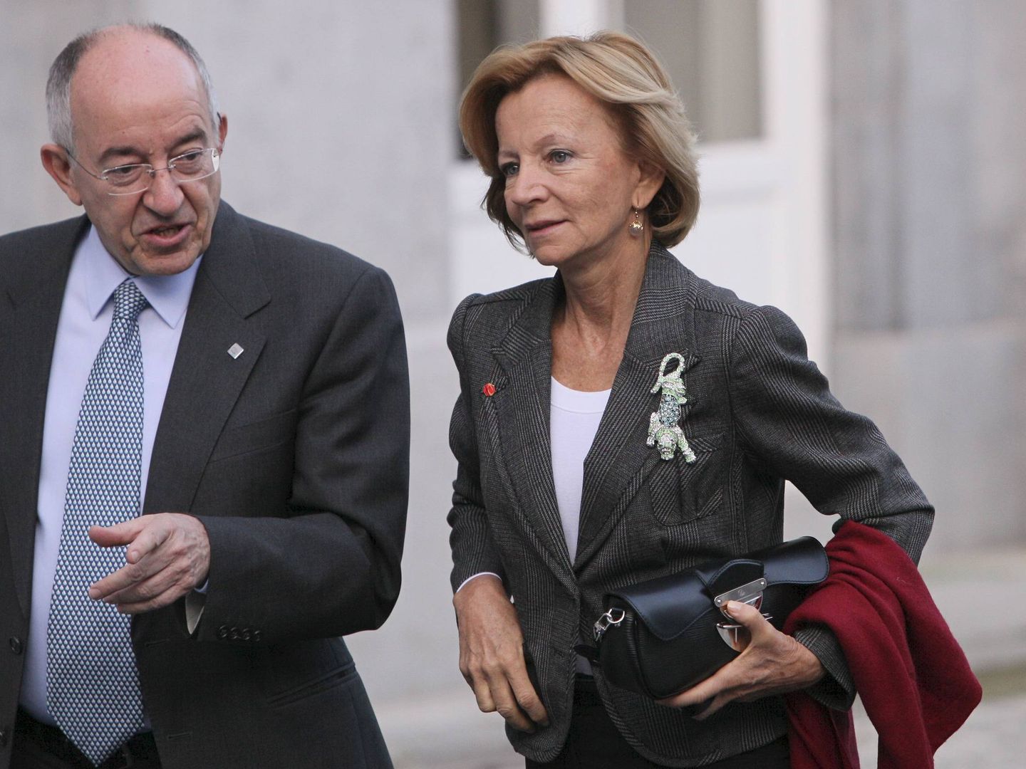 La exministra Elena Salgado, junto al exgobernador del Banco de España, Fernández Ordóñez. (EFE)