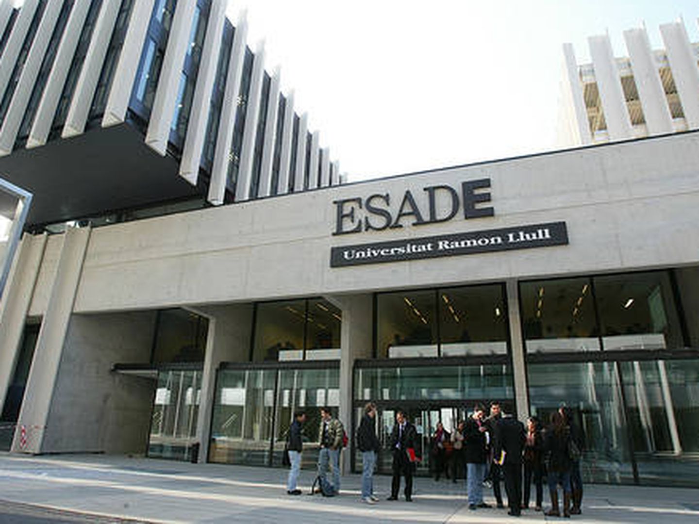 Fachada de la ESADE Business School. (Flickr de la Universidad)