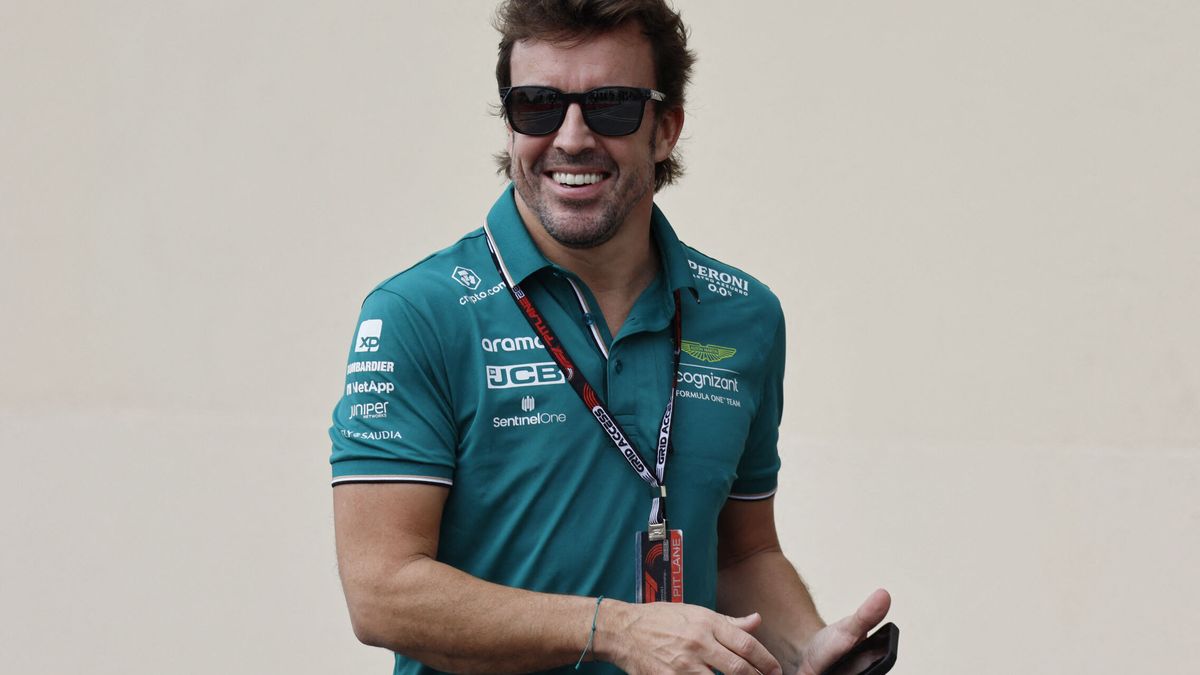 "Veo a Fernando Alonso en Mercedes": el 'fichaje' de un campeón de Fórmula 1 tras el de Hamilton a Ferrari