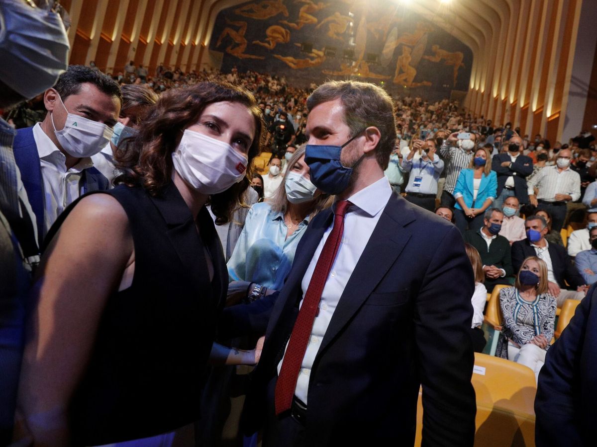 Foto: La presidenta de la Comunidad de Madrid, Isabel Díaz Ayuso, y el presidente del PP, Pablo Casado. (EFE/Manuel Bruque)