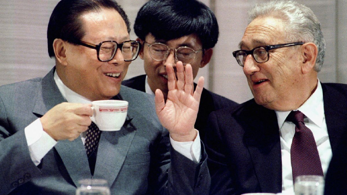 ¿Cómo resolvería Kissinger la cuestión catalana?
