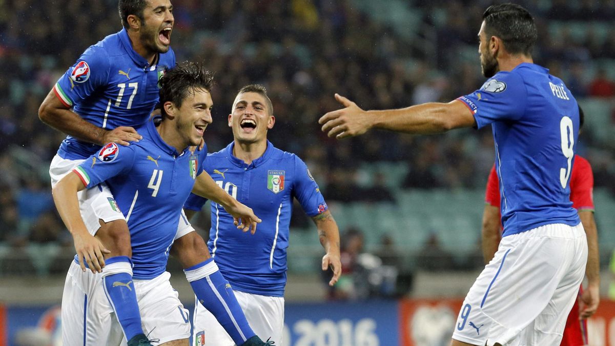 Italia saca billete para la Eurocopa y Holanda se mantiene con vida