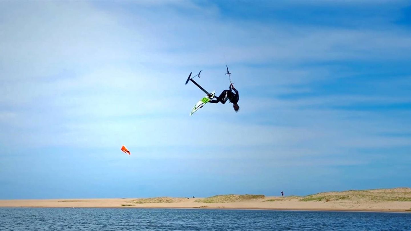 Kitefoiling, free style