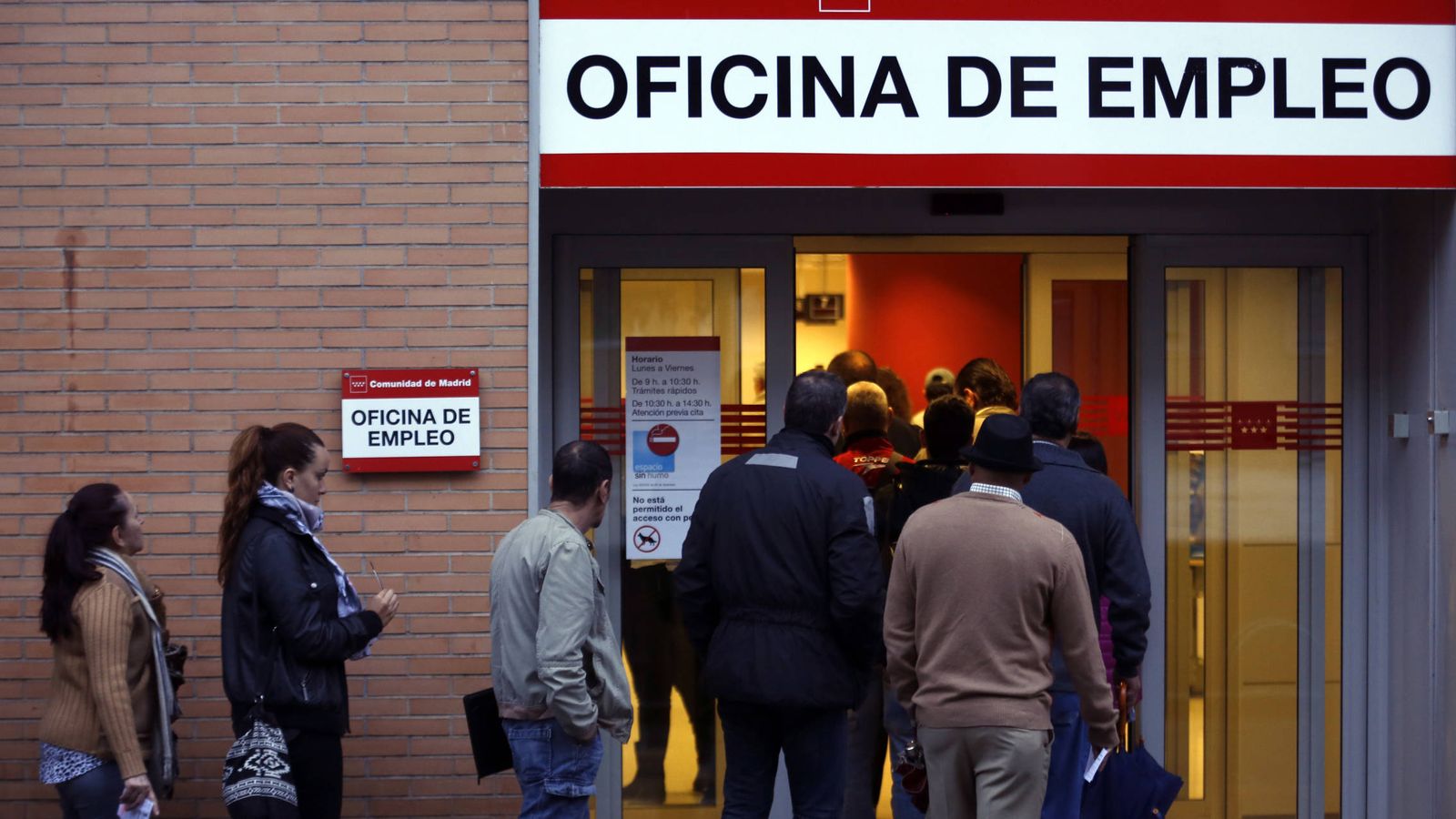 Foto: Oficina de empleo en Madrid. (Reuters)