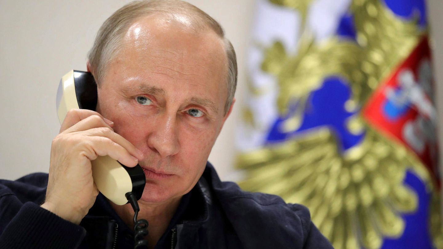 La canciller ha hablado por teléfono con Vladímir Putin en al menos dos ocasiones durante este mes. (Reuters)
