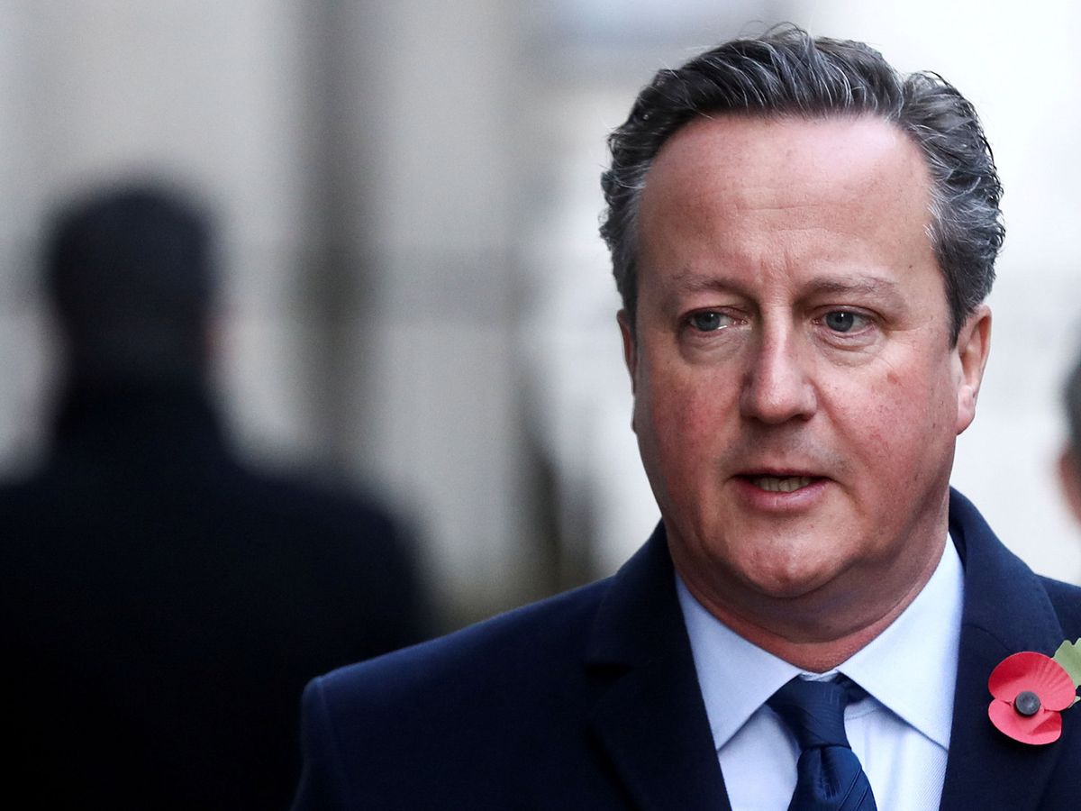 Foto: Scotland Yard no ha explicado por qué apareció el pasaporte de David Cameron en el baño (Reuters/Simon Dawson)