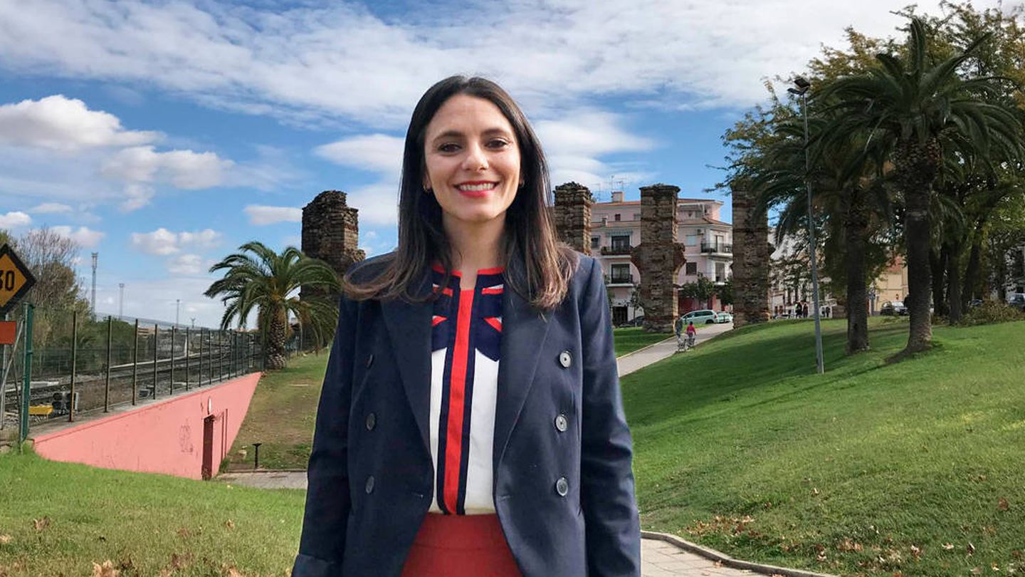 La candidata de Ciudadanos por Badajoz, María José Calderón, en Mérida. (P. Esteban)