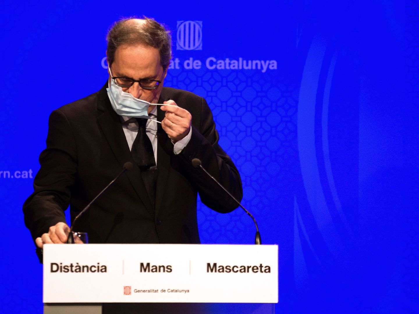 El presidente de la Generalitat, Quim Torra, durante la rueda de prensa que ha ofrecido este lunes. (EFE)