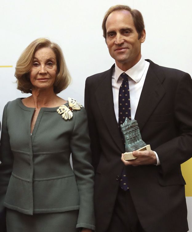 Foto: Helena Revoredo, presidenta de Prosegur, y su hijo, el consejero delegado de Prosegur Cash, Christian Gut Revoredo. (EFE)