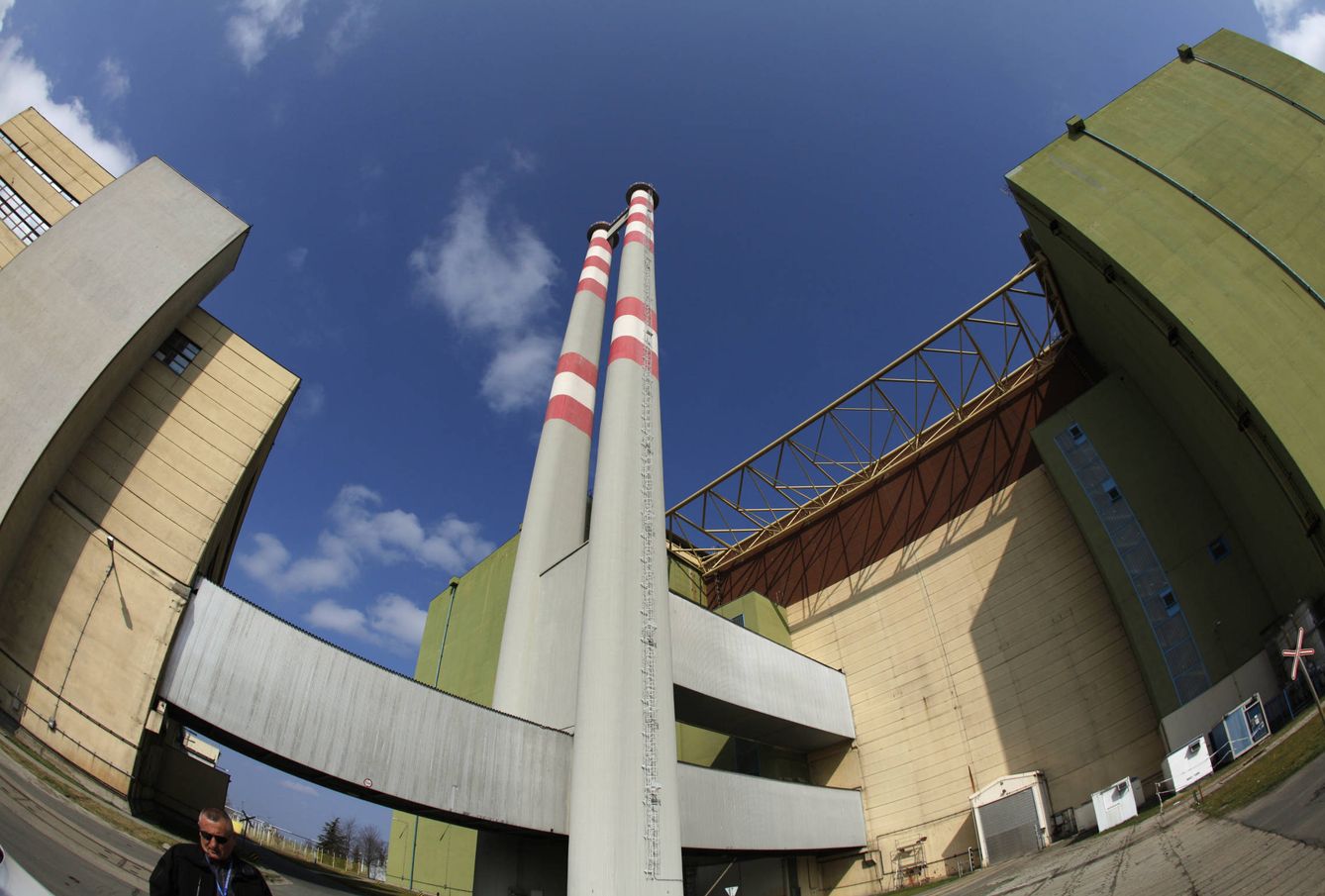 La central nuclear de Paks, a 120 kilómetros al este de Budapest, en marzo de 2011. (Reuters)