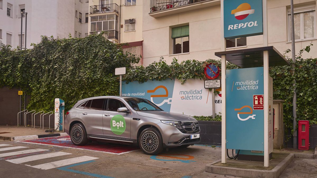 Repsol y Bolt firman un acuerdo para impulsar el coche eléctrico en España