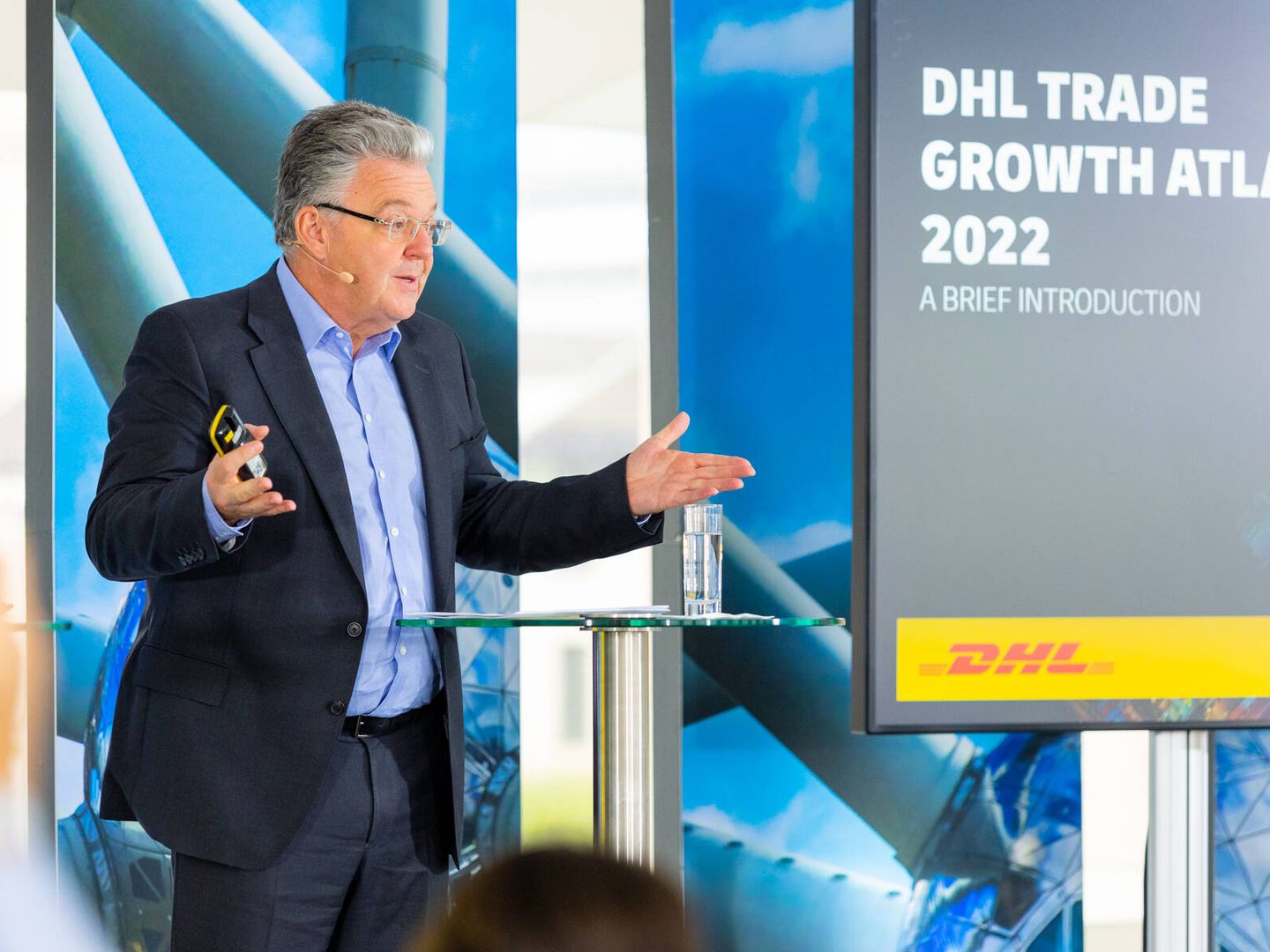 El CEO de DHL Express, John Pearson, en la presentación del informe en Bruselas.