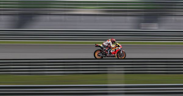 Foto: Márquez aventaja en 33 puntos a Dovizioso en el Mundial de MotoGP. (EFE)