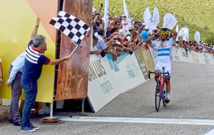 Dani Díaz destrona a Nairo y hace historia en el Tour de San Luis