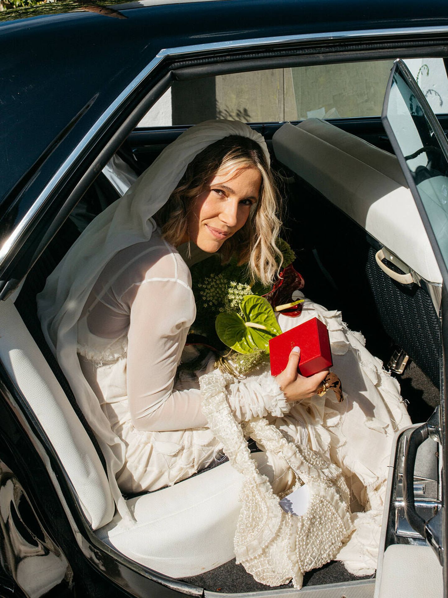 La boda de Adriana y su vestido de novia de Jacquemus. (Alejandra Ortiz Photo)