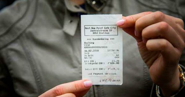 Foto: El ticket de la transacción. (InfoGlitz)