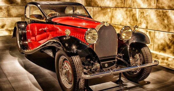Foto: Foto de un automóvil antiguo. (Pixabay)