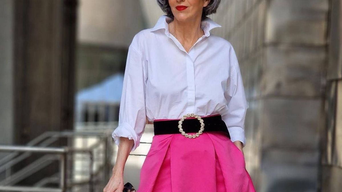 La prenda infalible de Carmen Gimeno para ir elegante y moderna con más de 50 años