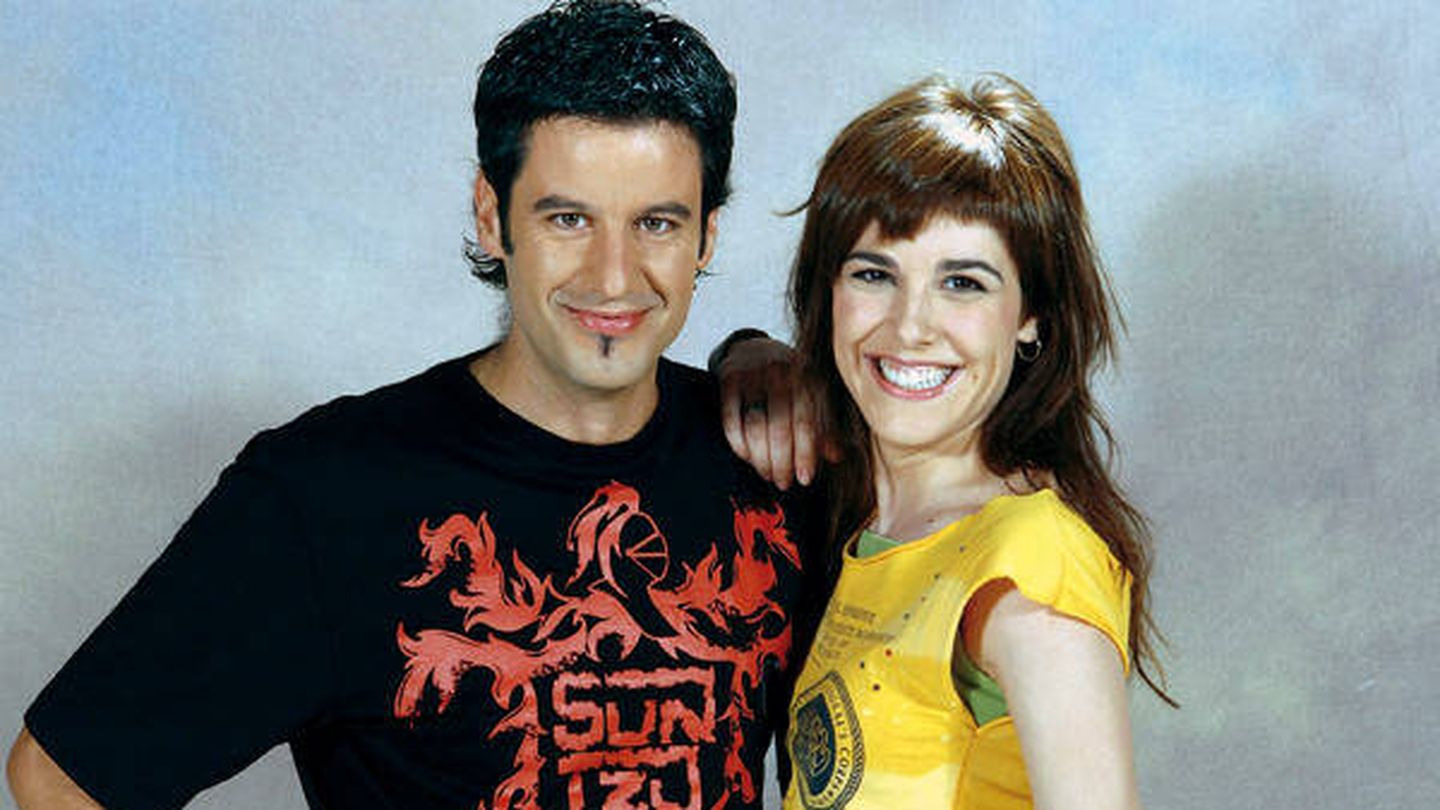 Nico Abad y Raquel Sánchez Silva, presentadores de 'La hora wiki'. (Canal )