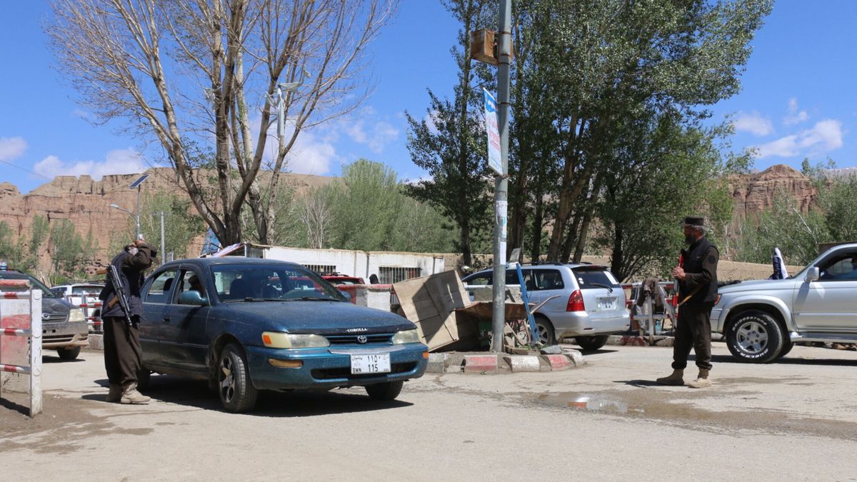 Los talibanes apuntan a un hazara e "inteligencia extranjera" por el ataque contra los turistas españoles
