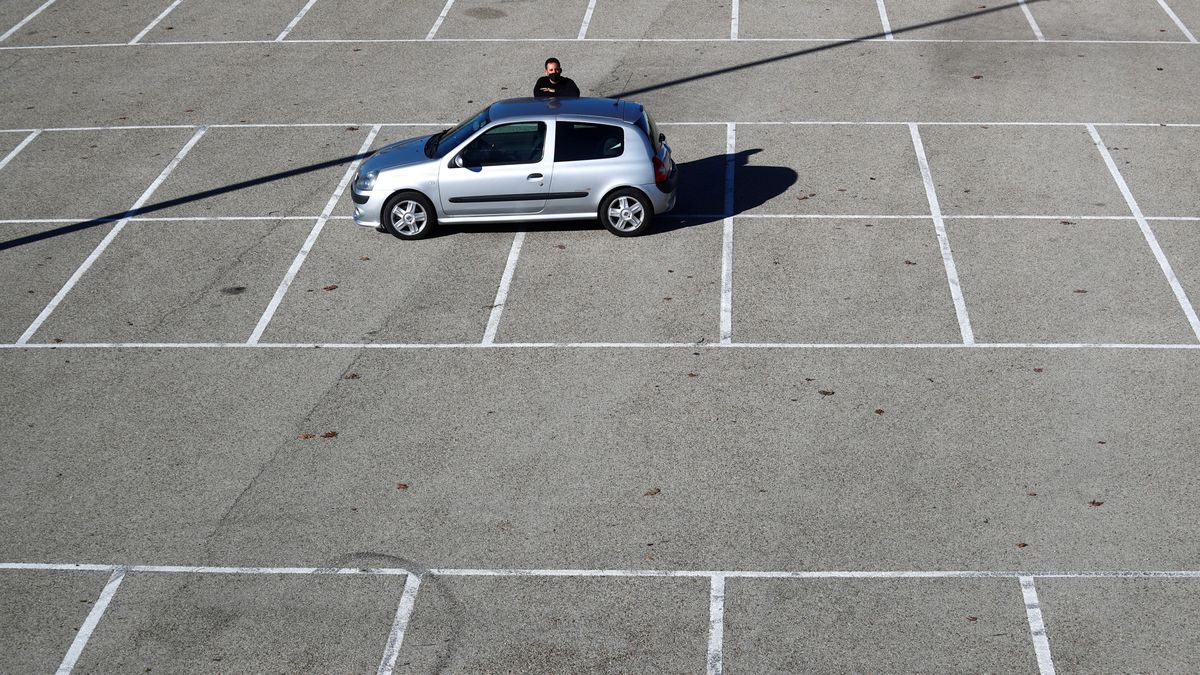 Esta es la mejor forma de aparcar en Madrid: el truco que se ha vuelto viral en Instagram
