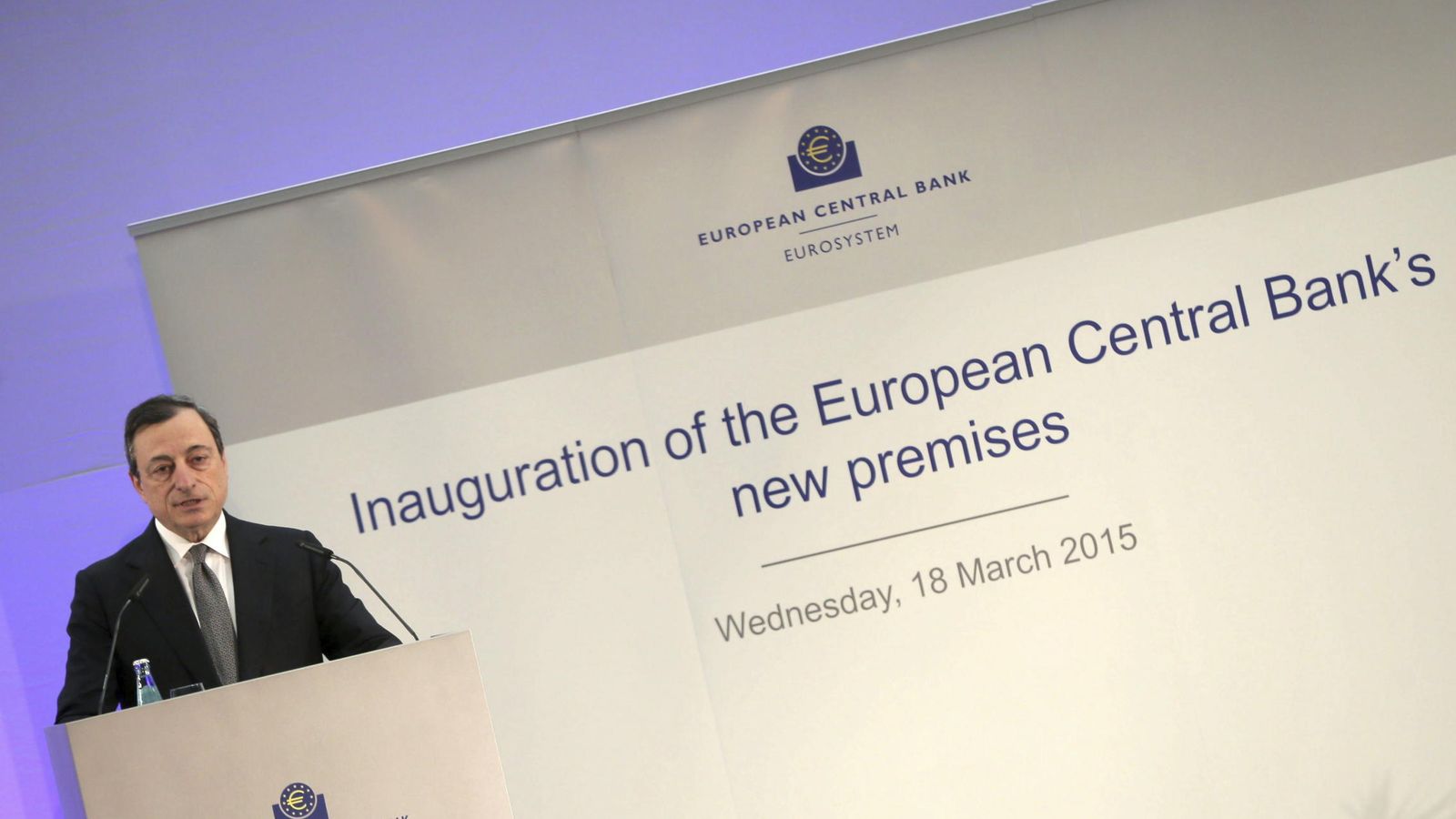 Foto: El presidente del BCE, Mario Draghi, durante el acto de inauguración de la nueva sede