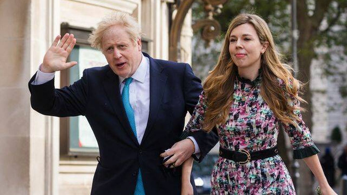  Boris Johnson y Carrie Symonds, en una imagen de archivo. (EFE)
